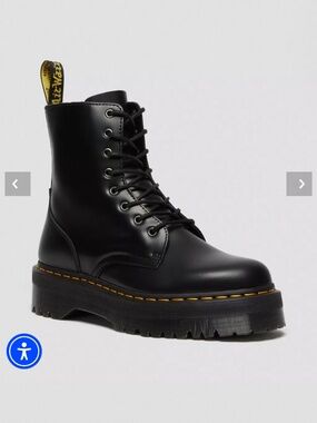 Doc Marten Jadon Boot